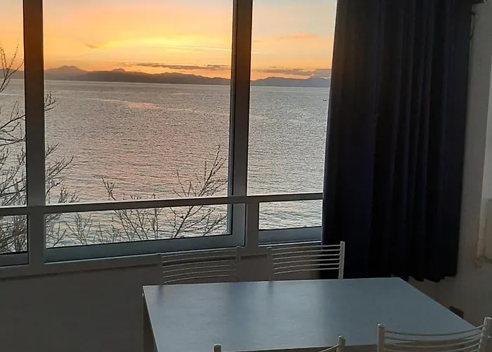 - Mare Aparthotel 3*