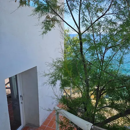 - Mare 3* Pomonte (Livorno)