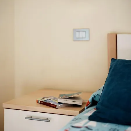 - Mare Aparthotel Pomonte (Livorno)