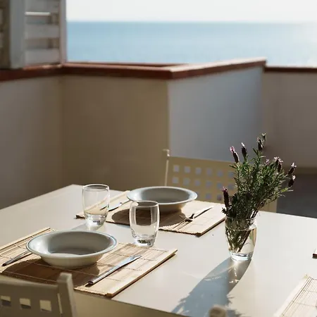 - Mare 3* Pomonte (Livorno)