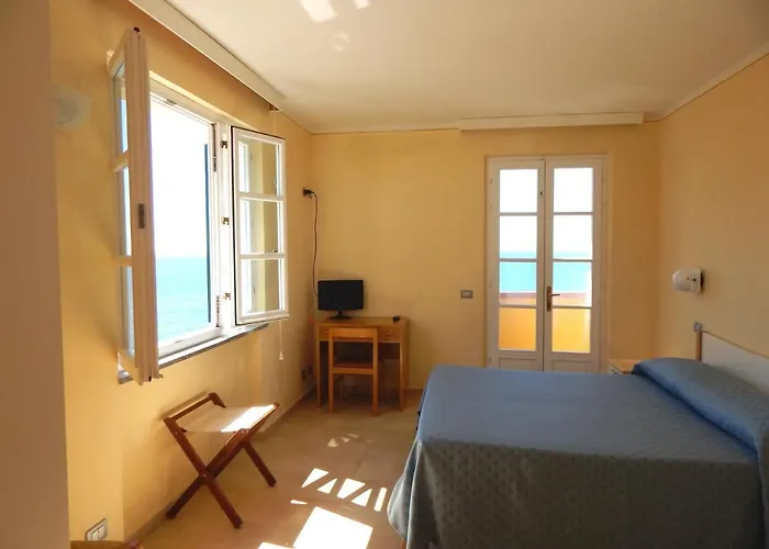 Aparthotel - Mare Pomonte