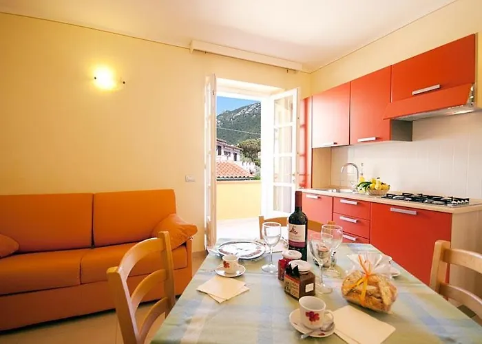 - Mare Apart-hotel 3*