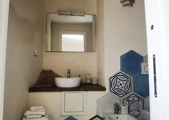 - Mare Aparthotel 3*