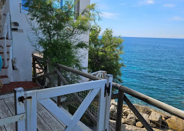 - Mare פומונטה