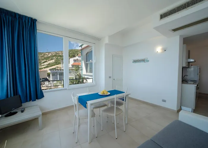 - Mare פומונטה