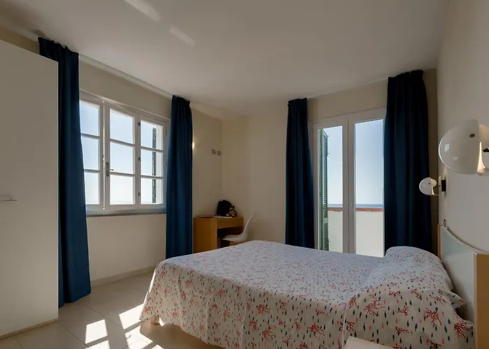 - Mare מלון דירות 3*